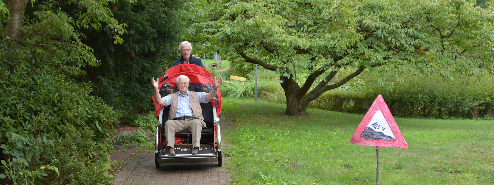 Jungfernfahrt unserer Fahrradrikscha ° Tobias-Haus